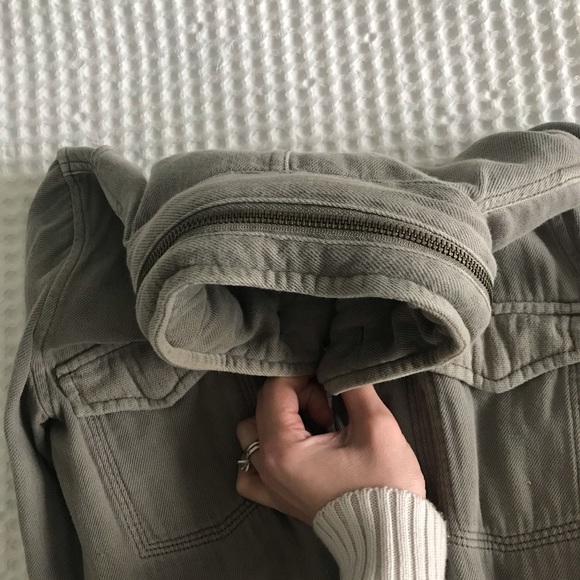 Jacket - Picture 5 of 5